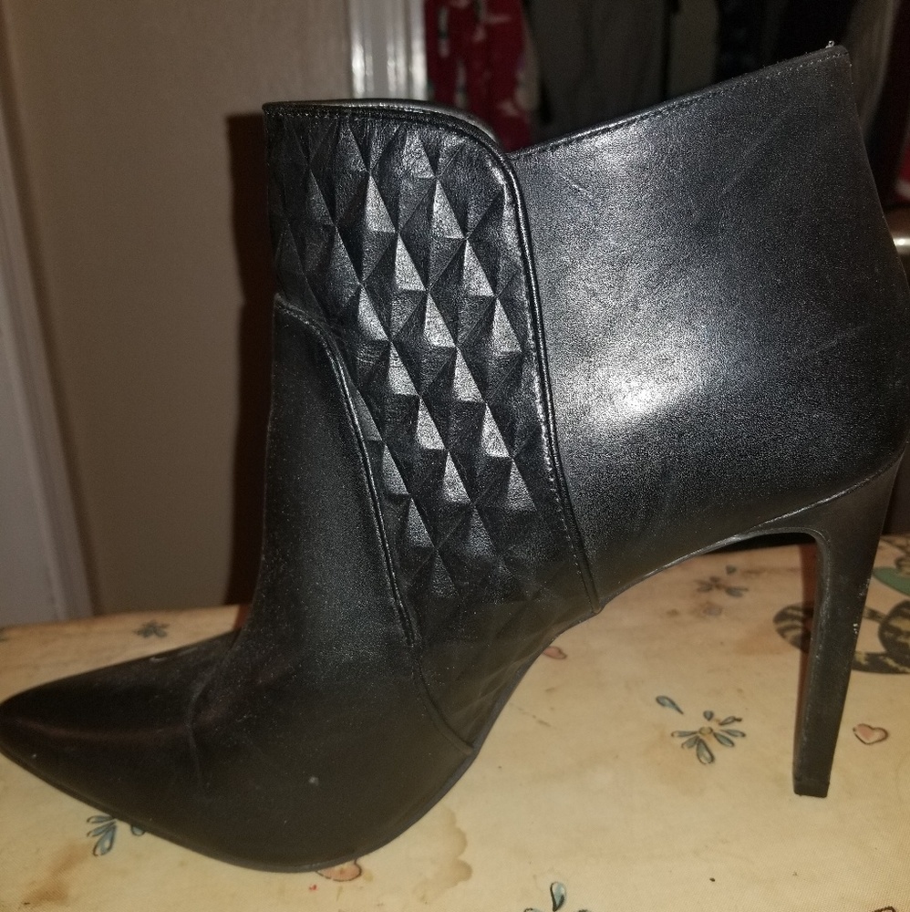 High heel booties
